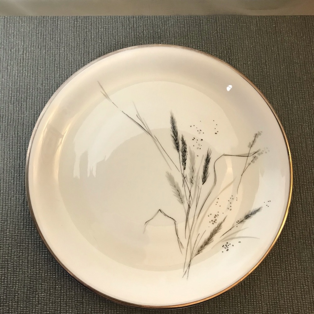Vintage Easterling Ceres 8 inch salad plate